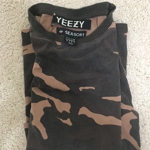 yeezy camo t shirt